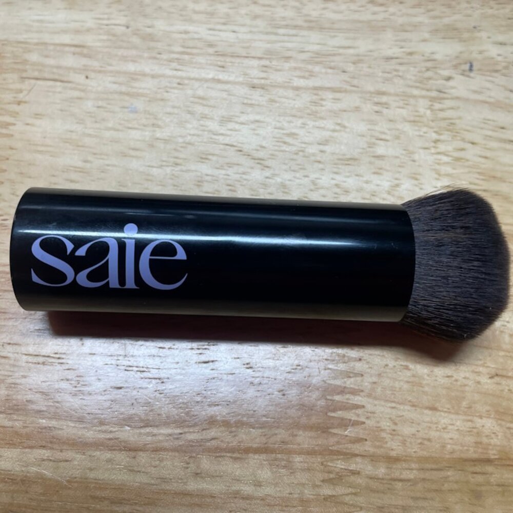 Saie Big Buffing Bronzer Brush